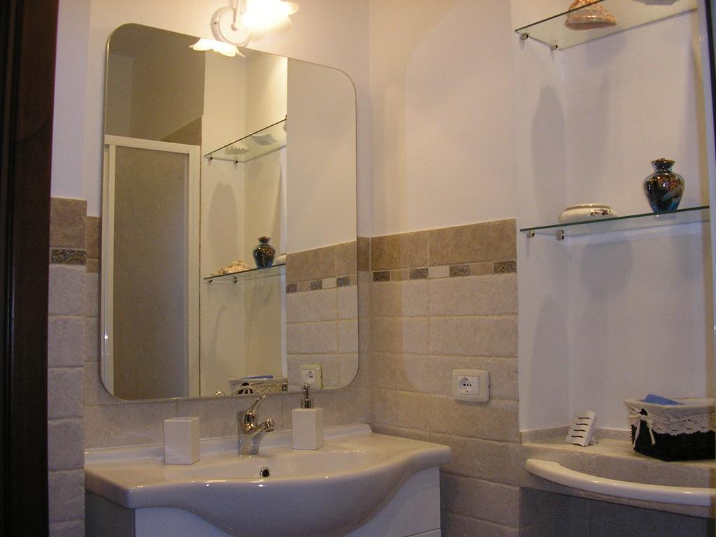 Al Vecchio Olivo Bed & Breakfast Frascati Oda fotoğraf